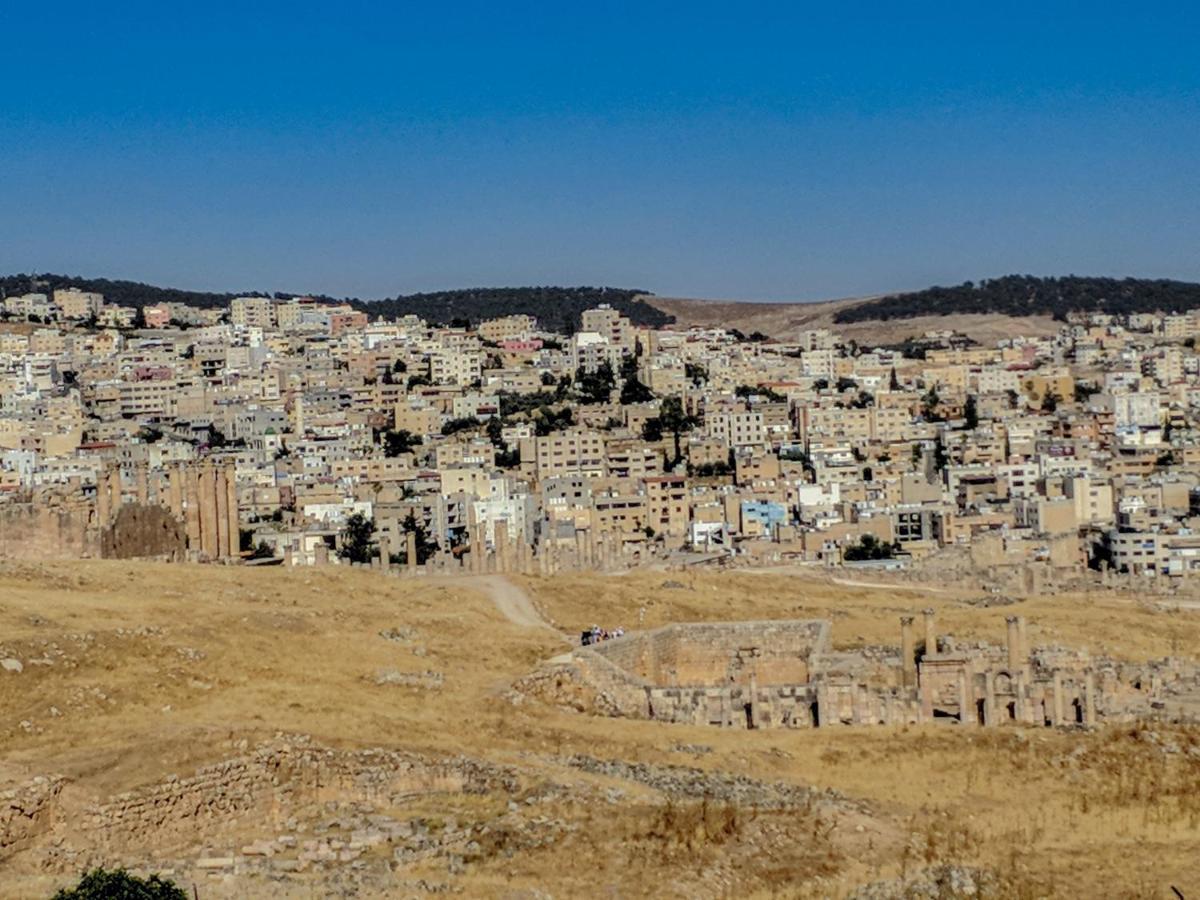 Full Panorama Jerash Bed and Breakfast Jarash Buitenkant foto