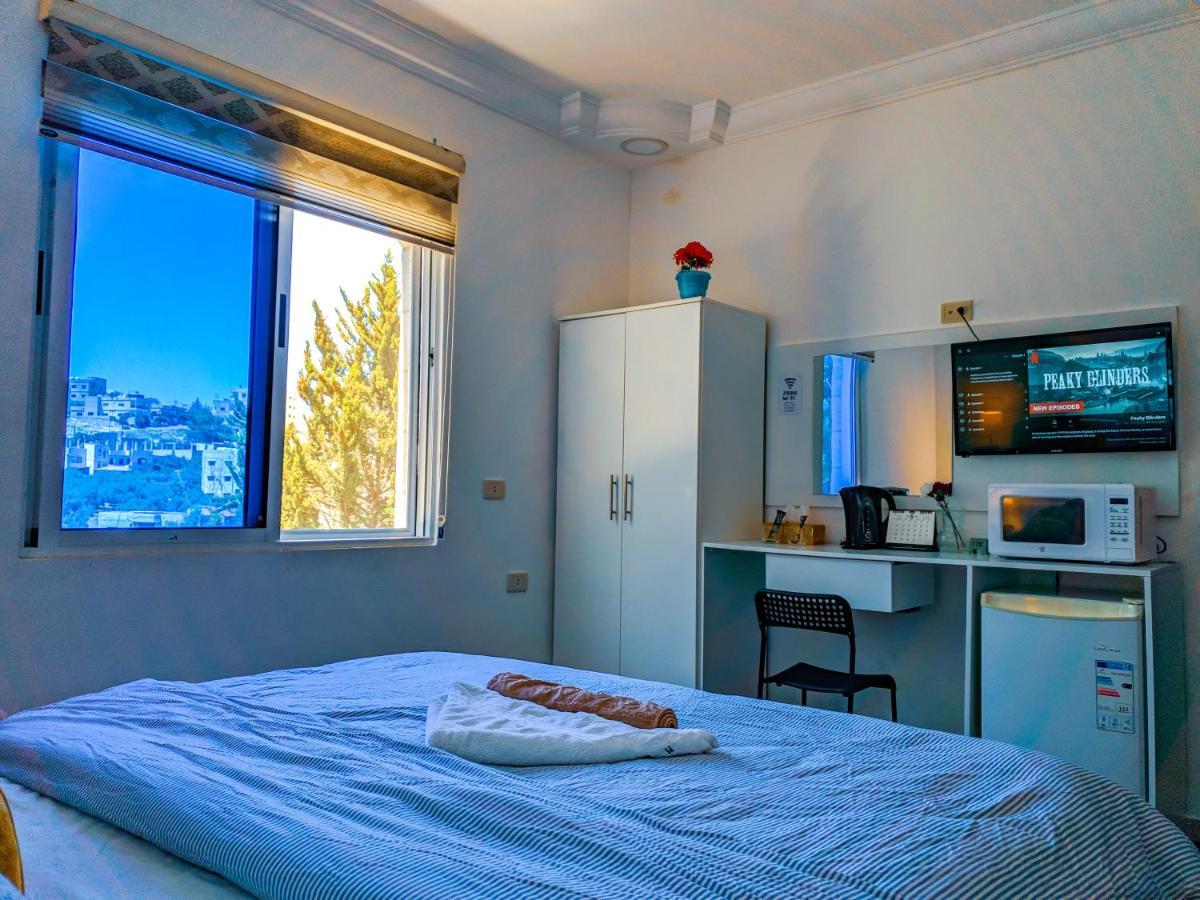 Full Panorama Jerash Bed and Breakfast Jarash Buitenkant foto