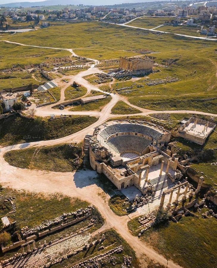 Full Panorama Jerash Bed and Breakfast Jarash Buitenkant foto